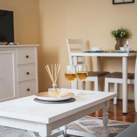 Central And Modern Apartment With Free Parking Timişoara Exterior foto